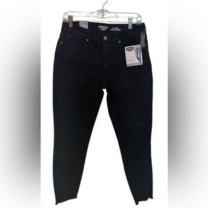 Denizen from Levi's Women's Black Midrise Modern Ankle Skinny Jean Size 10/11